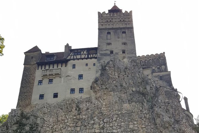 Draculas Castle, Follow the Legend in Transylvania, Private Tour From Bucharest - Discovering Brasov City