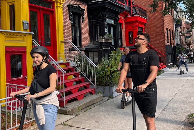 E-Scoot Experience to Indulge in Montréal's Iconic Food Scene - Discover Stunning Street Art and Parks