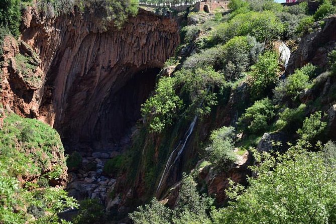 Emin Evrys Cave and Ouzoud Waterfalls - Accessibility Considerations