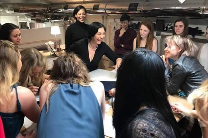 Fashion Workshop in Atelier and Fashion District Tour - Fashion District Exploration