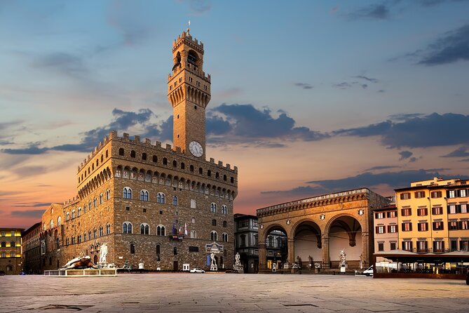 Florence in Full - Experiencing Vibrant Piazzas