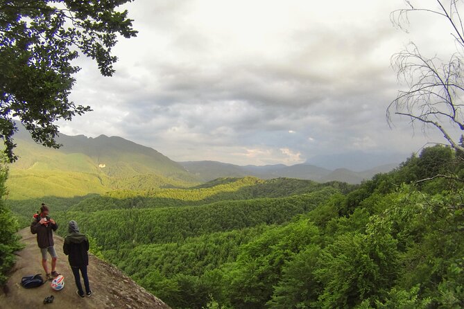Forest Trails & Legends: Rasnov Hike to Breathtaking Views - Breathtaking Mountain Views on Tour