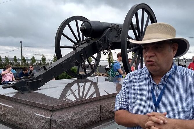 French Quarter Walking Tour: LGBTQ History, Literary History, and Voodoo - Meet Your Guide, Frank Perez