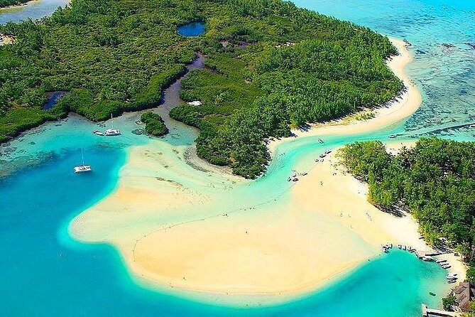 Full Day Shared Speed Boat in Ile Aux Cerfs Lunch & Transfer Incl - Booking Information