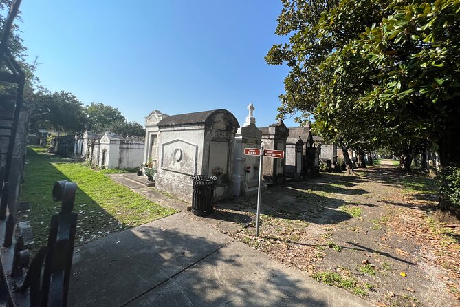 Garden District Architecture Walking Tour in New Orleans - Architectural Highlights