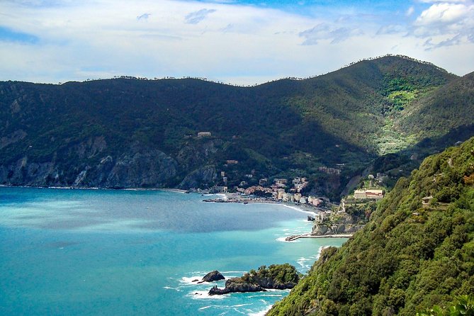 Genoa Historic Highlights: A Walk Through Time - Delving Into Genoas Jewish Heritage
