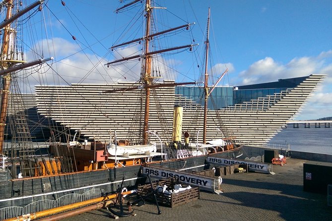 Glamis Castle and Bonnie Dundee Tour From Dundee - Discovery Ship Visit