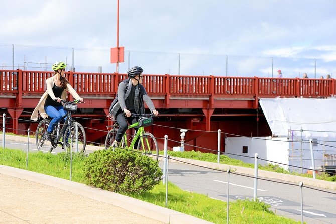 Golden Gate Bridge Bike Rentals With Optional Ferry Return - Rental Process and Pickup