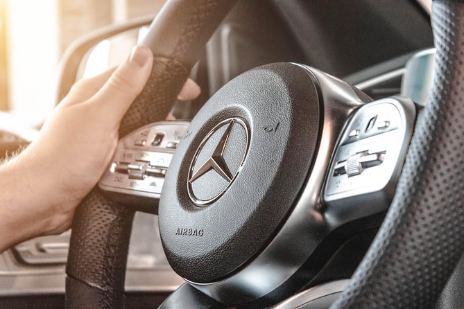 Granada Airport to Granada City Private Arrival Transfer - Accommodating Group Sizes
