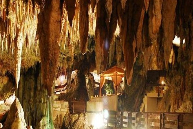 Green Grotto Caves Tour From Ocho Rios - Tour Requirements and Accessibility