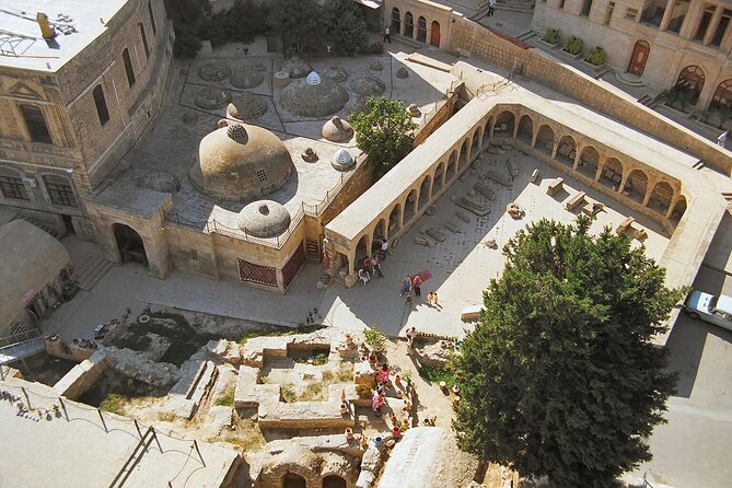 Group Walking Tour in Baku Old City - Maiden Tower Ascent