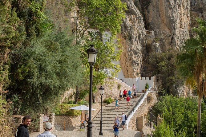 Guadalest Valley and Town Guided Tour - Visiting Guadalest Museum and Castle