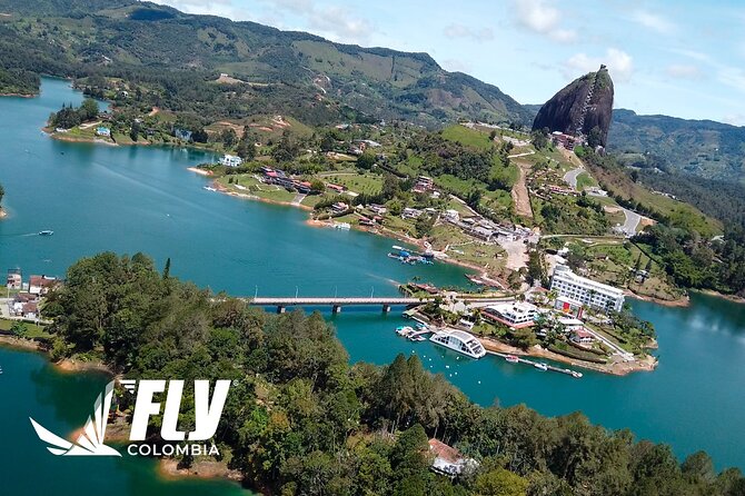 Guatapé Helicopter Tour - Navigating the Tour Location and Duration