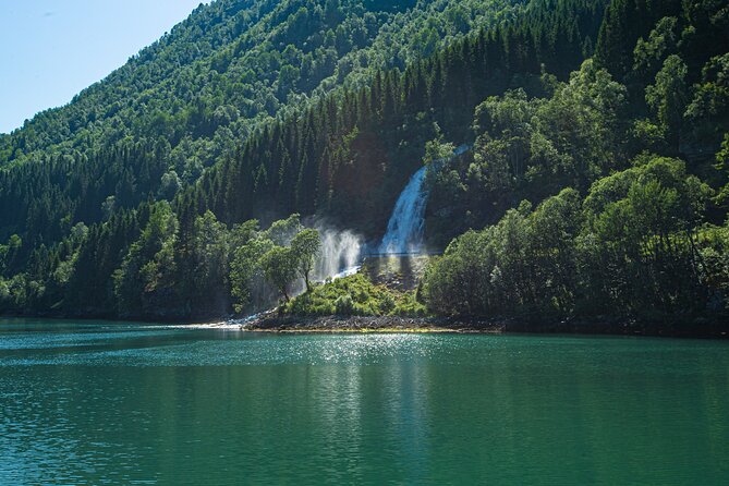 Guided Fjord and Glacier Tours - Balestrand - Additional Details