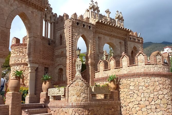 Guided Tour of Castillo Colomares - History and Significance