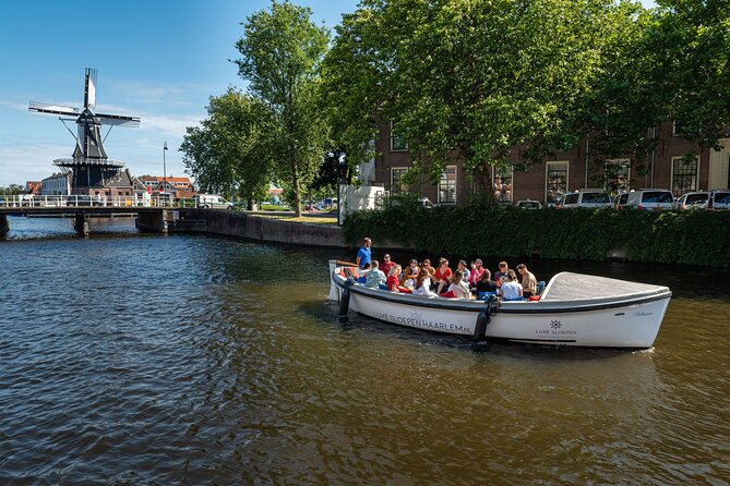 Haarlem Open Canal Tour With a Real Live Guide - Safety and Accessibility Considerations