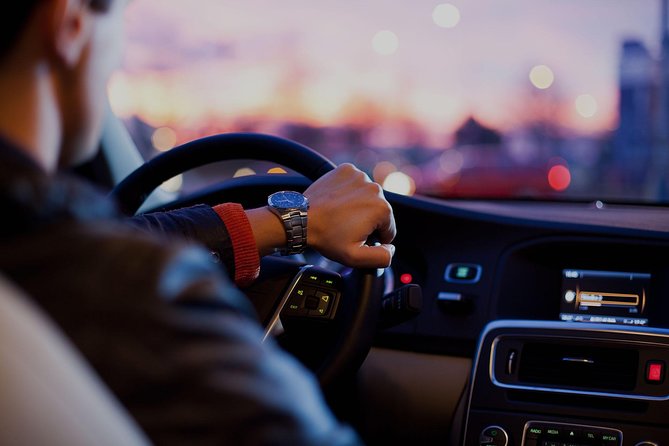 Half Day Luxury Car With Driver at Disposal in Malaga - Additional Considerations