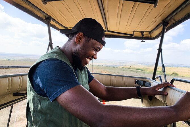Half-Day Nairobi National Park and Maasai Market With Pick up - Traveler Experiences