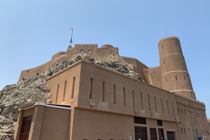 Half-Day Private Guided Muscat City Sightseeing Tour - Logistics and Meeting Information