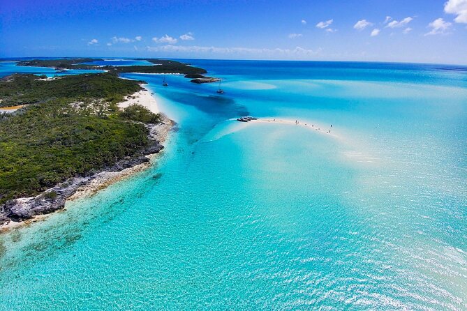 Harbour Island Swimming Pigs and Beaches Boat Tour With Lunch - Health and Accessibility