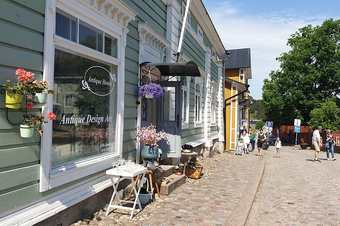 Helsinki Private City Tour and Porvoo Old Town by Luxury Car - Tour Schedule