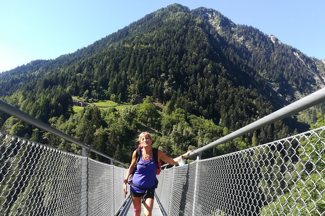 HIKING "The Bridge in the Sky" - Valtellina - Guided Experience and Inclusions