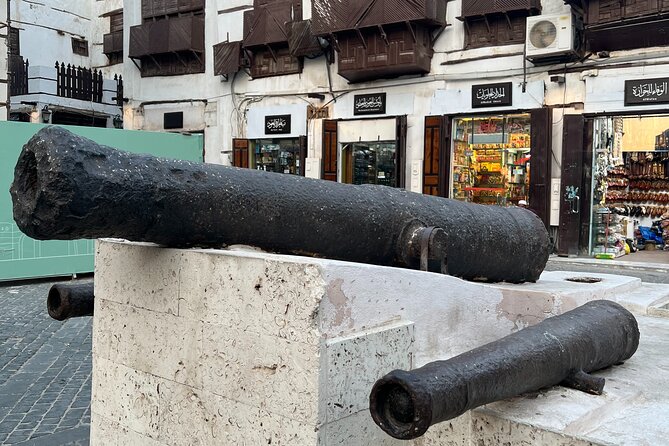 Historical & Heritage Tour in Jeddah Al Balad - Cultural Insights and Experiences