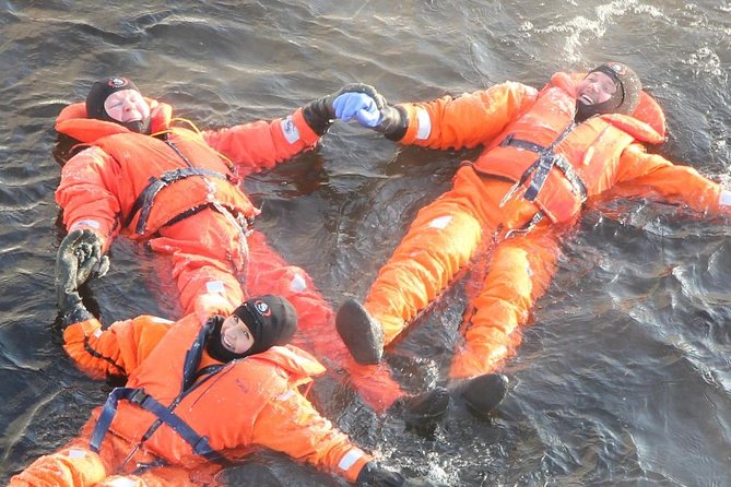 Ice-Floating Experience by Olavinlinna Castle in Savonlinna - Participant Reviews