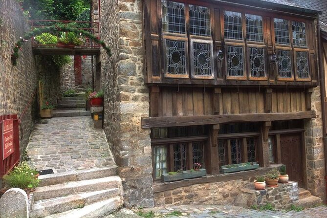 Individual Round Transfer to Mont Saint Michelle From Le Havre - Accessibility and Participation