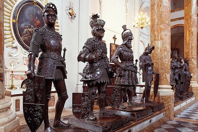 Innsbruck: Places Must See Swarovski, Driverlocal Guide - Private Tour Highlights
