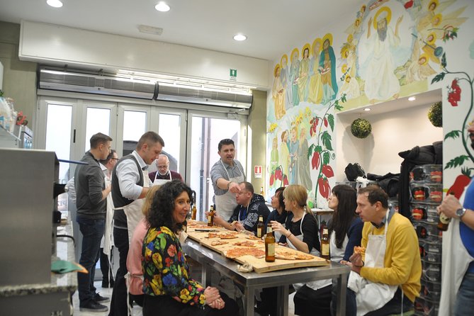 Italian Pizza Cooking Class With Chef Francesco in Padova - Customizing Your Pizza