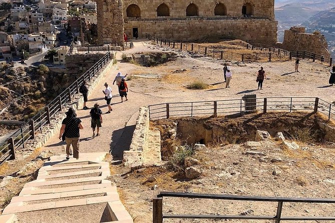 Jordan Tour 5D-4N - Accommodation and Meals