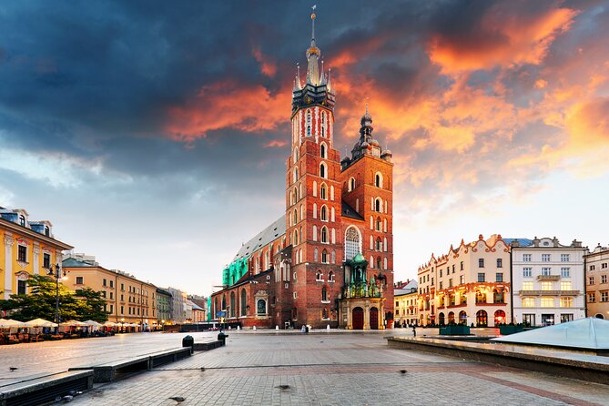 Krakow: Rynek Underground Museum Guided Tour - Tour Accessibility