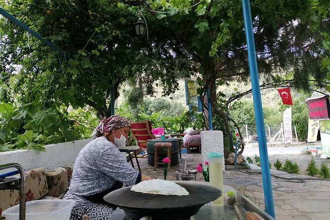 Kusadasi Selcuk Ephesus Gourmet and Street Food Tour - Traveler Reviews