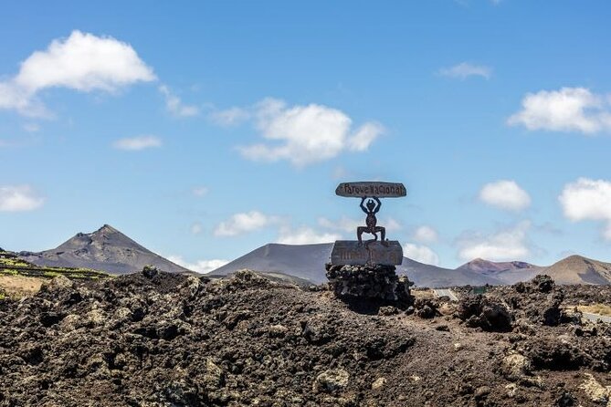 Lanzarote Volcanoes Tour Departing From Fuerteventura - Customer Feedback