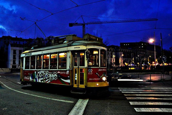 Lisbon by Night - Participation Requirements