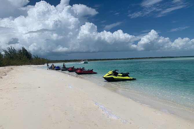 Lunch Seafari to Pristine Cays, Shipwreck and Lunch at TIKI BAR - Accessibility and Recommendations