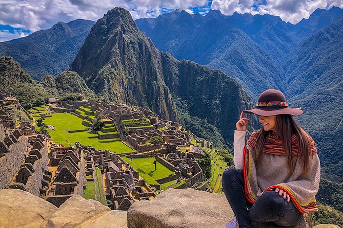 Luxurious Tour To Machu Picchu By Belmond Hiram Bingham Train (01 Day) - Exploring Machu Picchu