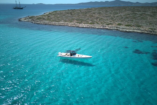Luxury Day-Cruise From Paros to Blue Lagoon-Antiparos-Despotiko - Onboard Amenities