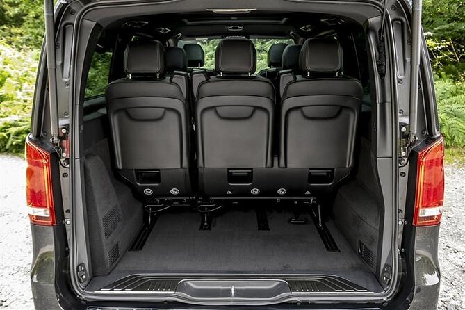 Luxury Departure Transfer From FRAnkfurt to FRAnkfurt Airport FRA - Highlights of the Transfer Experience