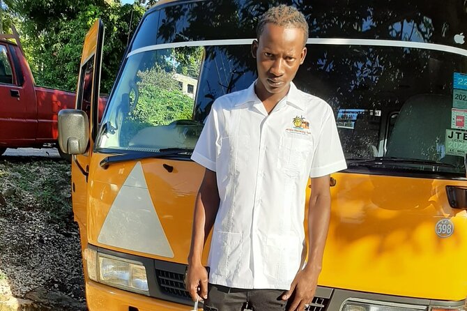 Luxury / Grand Bahia Principe Airport Transfer - Hassle-free Arrival
