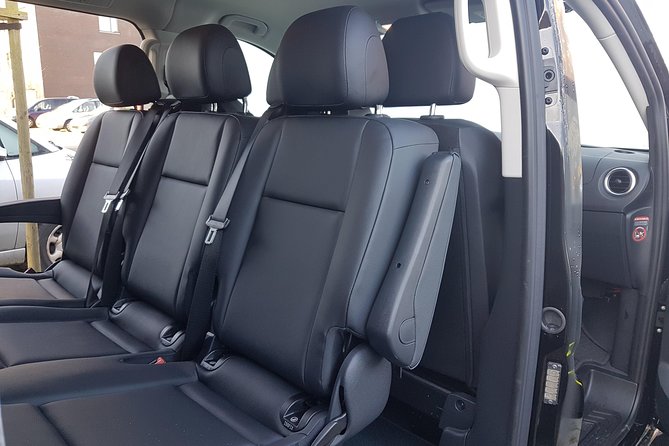 Luxury Minivan From Charleroi Airport to the City of Antwerp - Customer Reviews