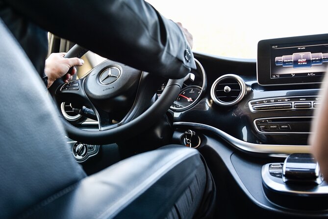 Luxury Private Transfer Split - Dubrovnik With Lunch in Ston - Personalized and Comfortable Travel Experience