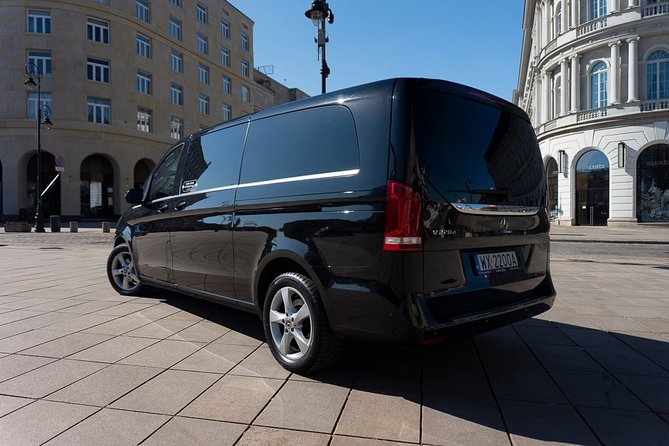 Luxury Transport From/To Warsaw - Vienna / International Airport by Private Van - Pricing and Guarantees