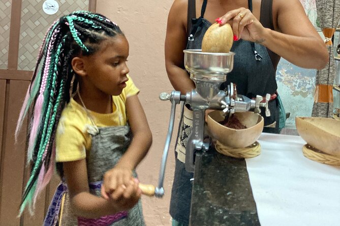Make Your Own Chocolate With Oaxacan Tradition Private Class - Booking Information
