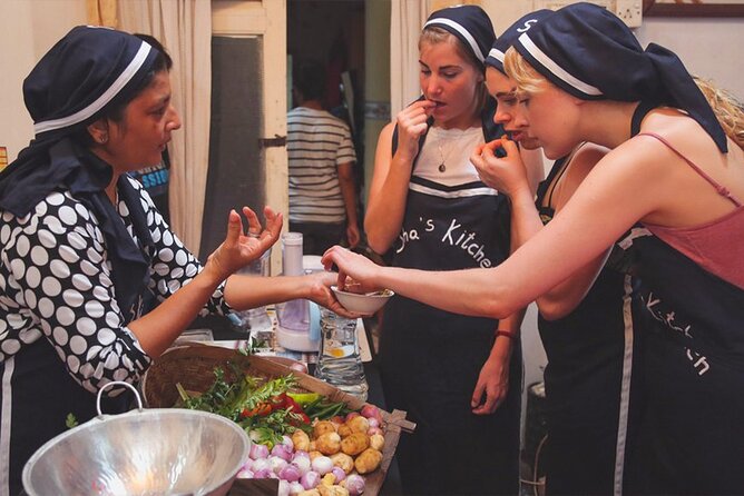 Market Tour and Cooking Class From Colombo - Market Tour Insights