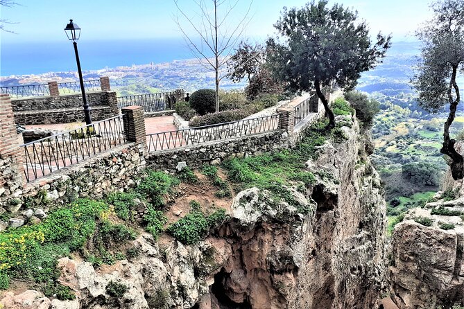 Mijas Pueblo Group Walking Tour Review - Participant Information