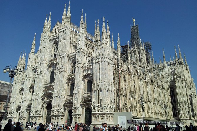 Milan, a City of Art an History. Classic Tour of Milan - Comprehensive Tour of Milans Highlights