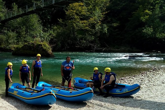 Miniraft on Sava River - Group Size and Accessibility
