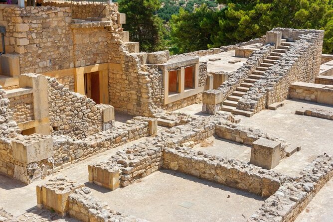 Minoan Life: Knossos Palace, Olive Grove Farm, Lunch at Archanes - Private Transportation and Pickup